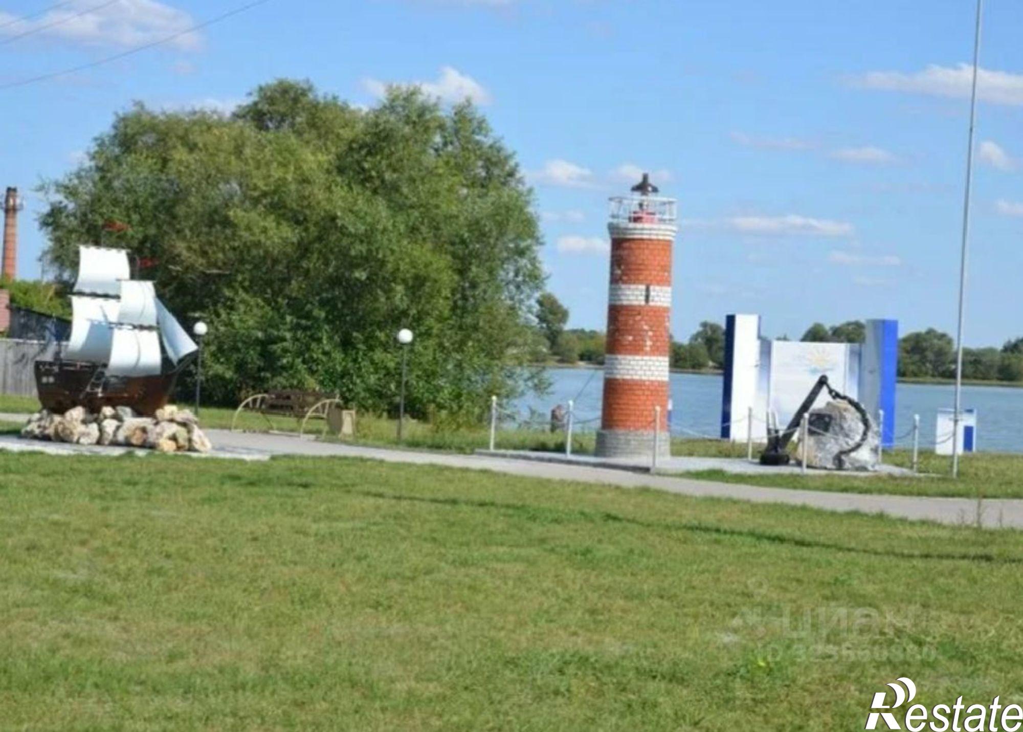 Купить дачу, дом, коттедж за 3 500 000 рублей на улица Коммунаров, 10