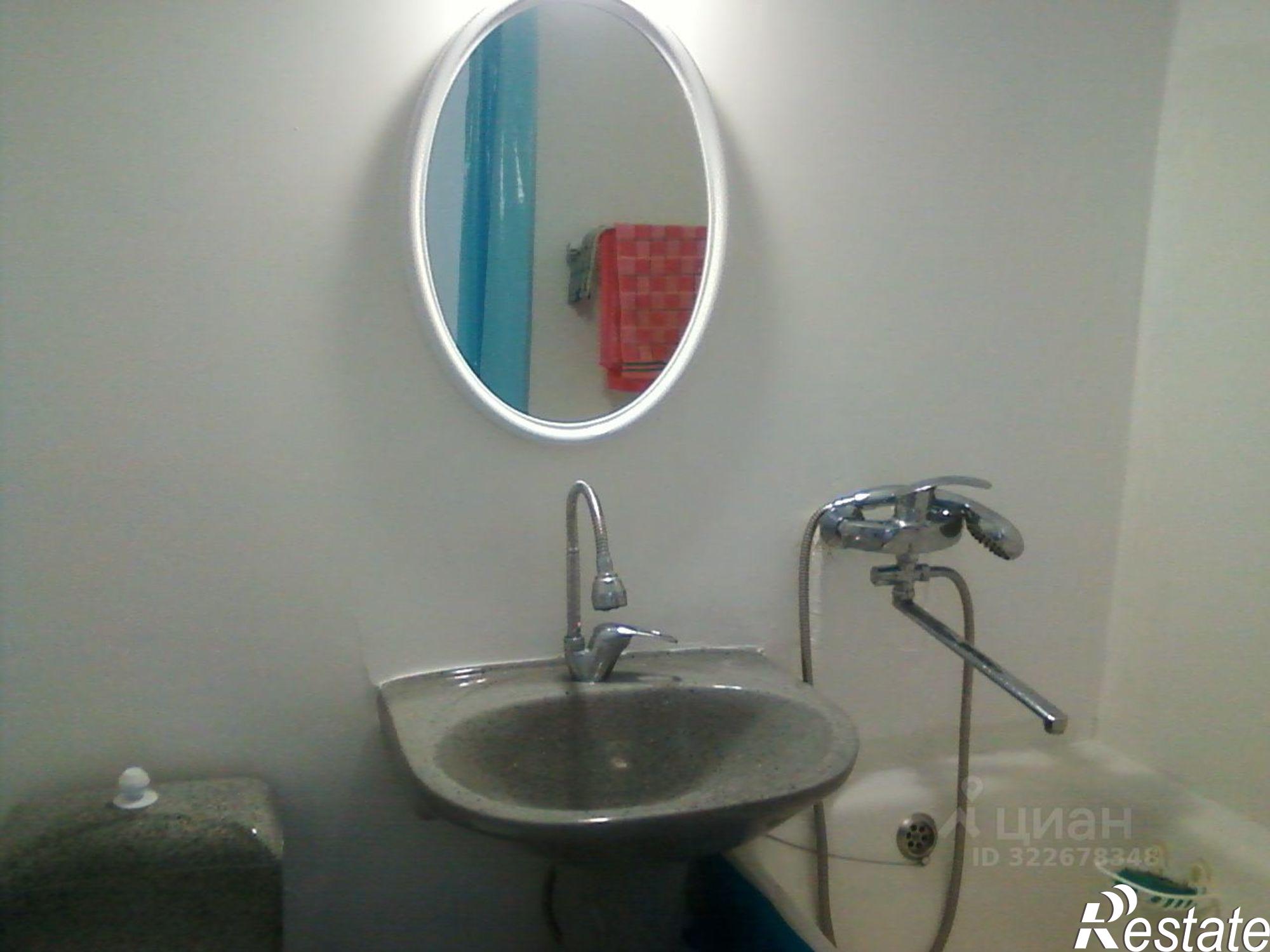 Купить квартиру за 2 200 000 рублей на Б кв-л, 24