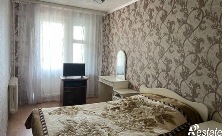 4-комн квартира улица 40 лет Победы, 6,  д. 6