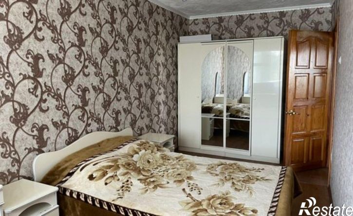 4-комн квартира улица 40 лет Победы, 6,  д. 6