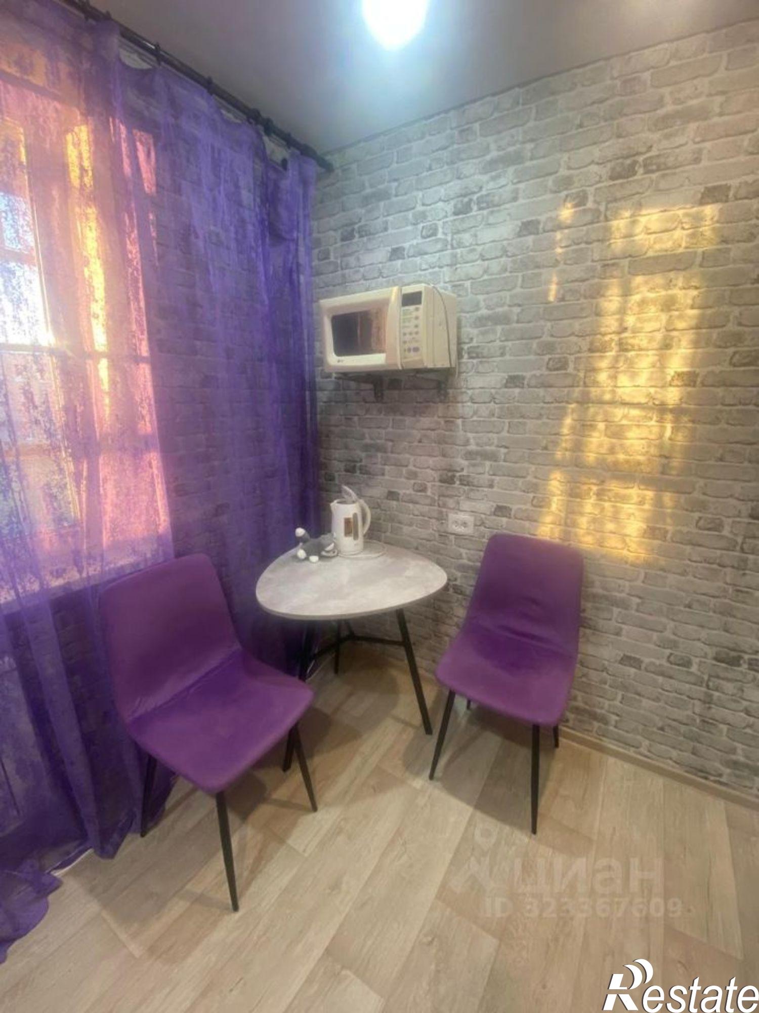 Сдать квартиру за 12 000 рублей на Яровое, квартал В, 10