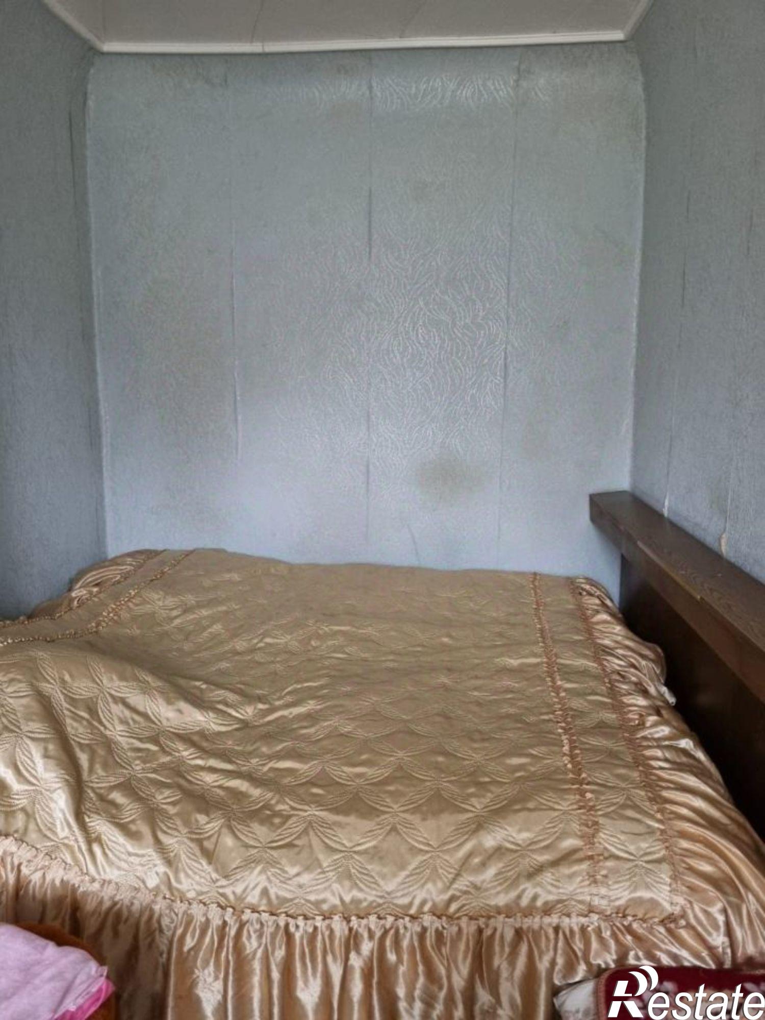 Купить квартиру за 1 000 000 рублей на улица Бурова, 80