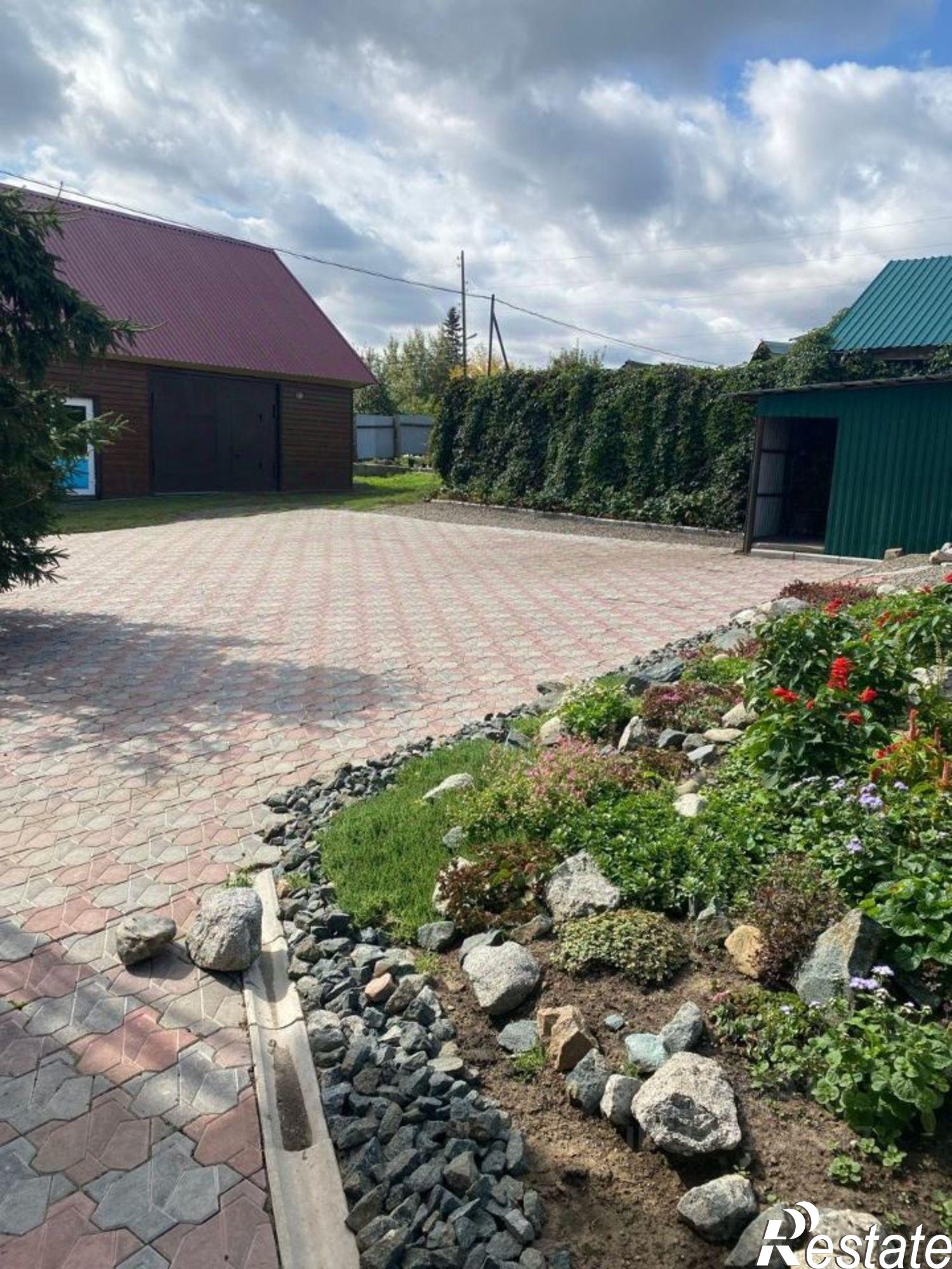 Купить дачу, дом, коттедж за 9 000 000 рублей на Крутихинский район