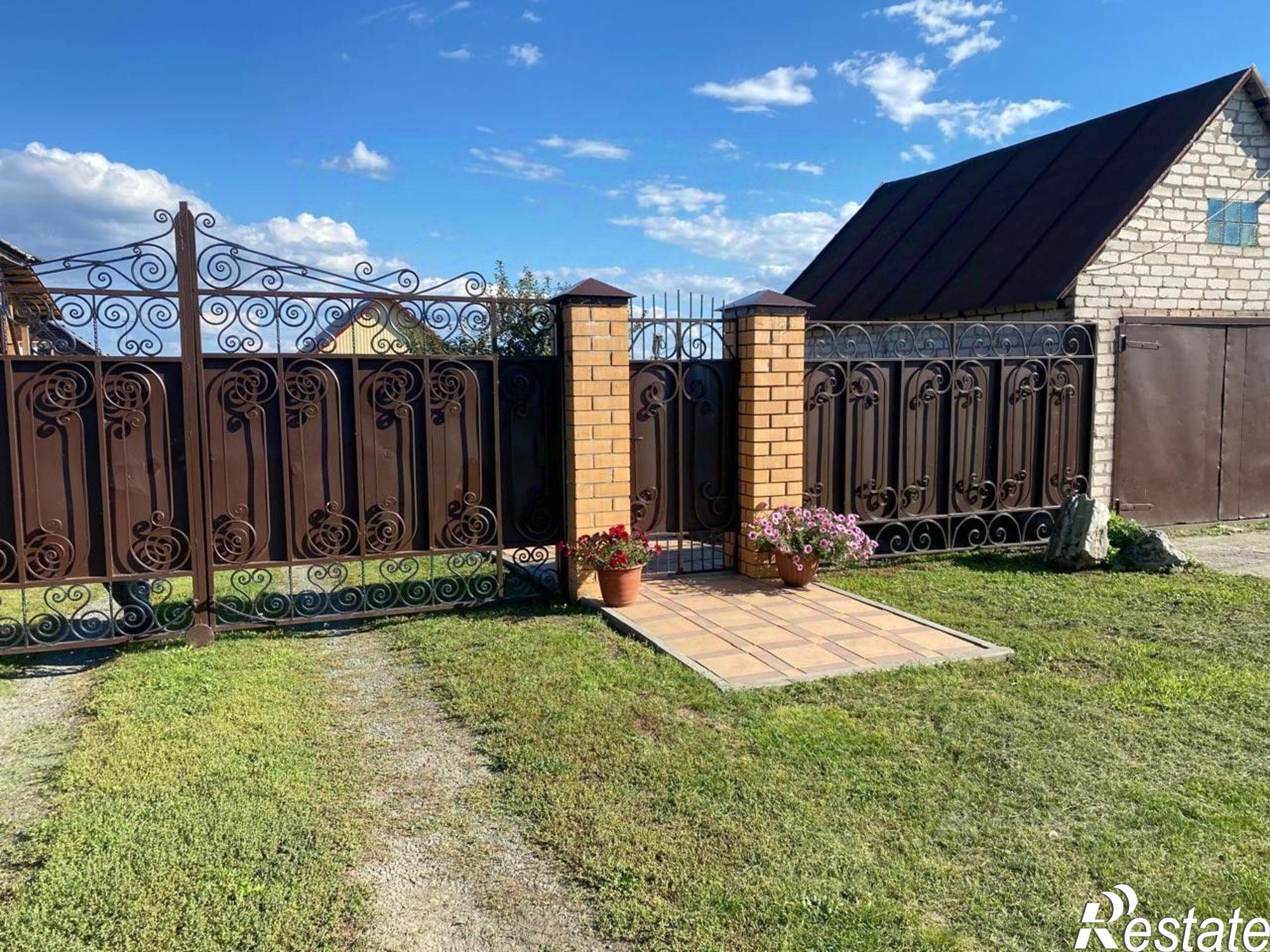 Купить дачу, дом, коттедж за 9 000 000 рублей на Крутихинский район