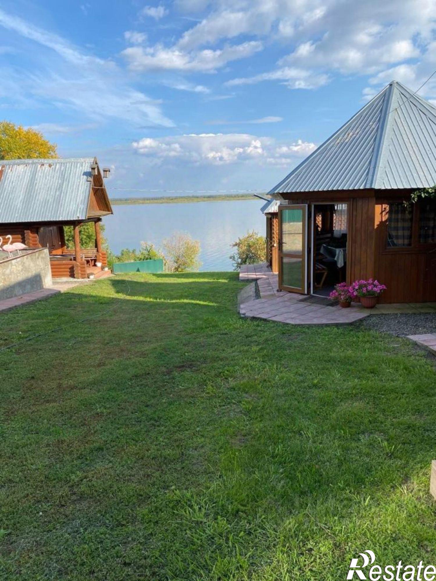 Купить дачу, дом, коттедж за 9 000 000 рублей на Крутихинский район