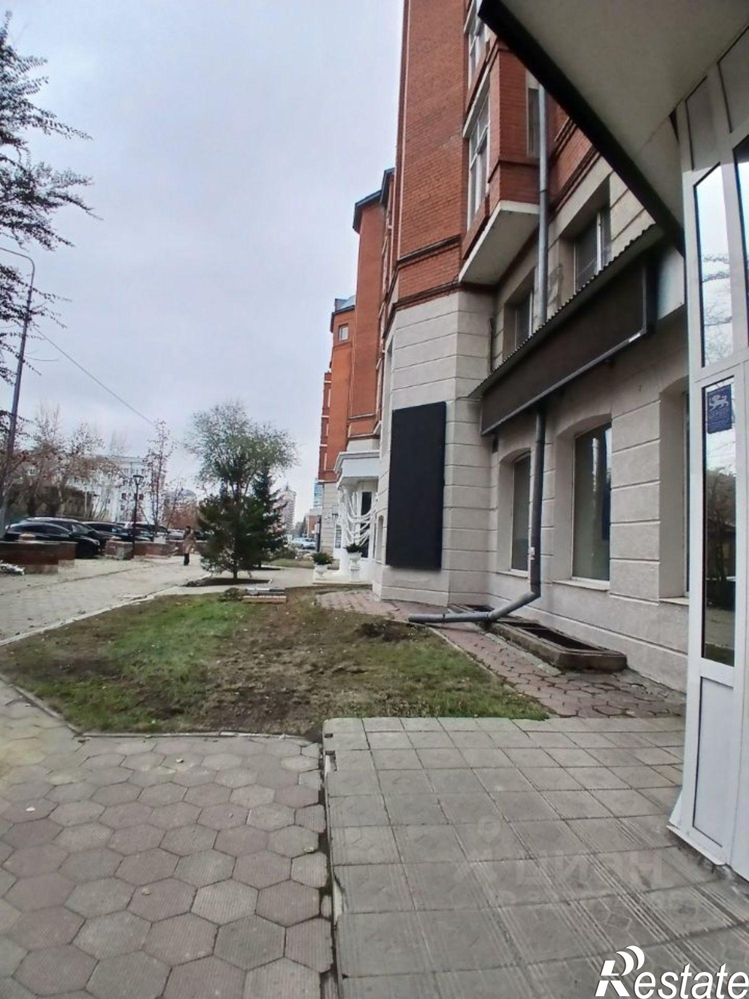 Купить торговое помещение за 26 478 400 рублей на Барнаул, Партизанская улица, 83