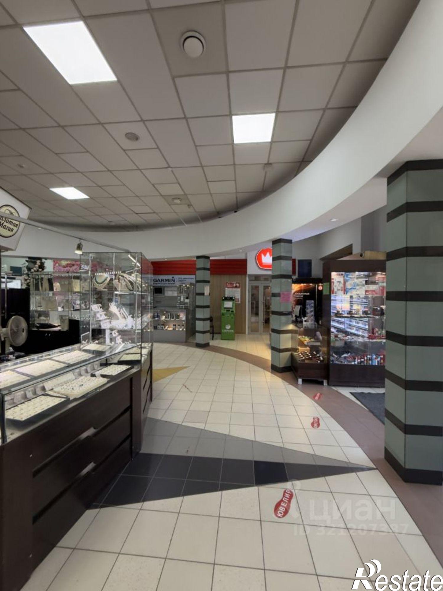 Купить торговое помещение за 3 732 900 рублей на Барнаул г., Железнодорожный