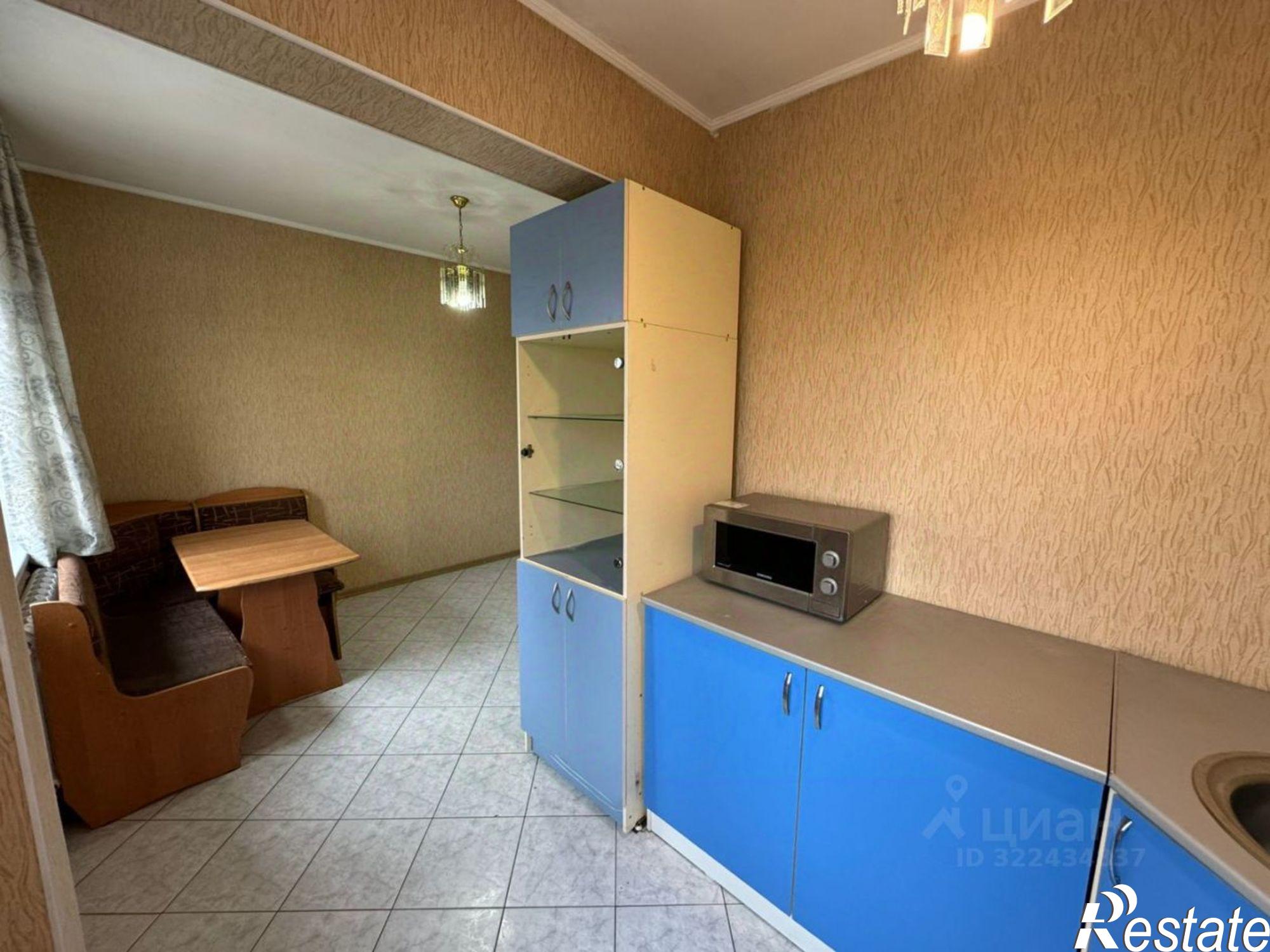 Купить квартиру за 4 200 000 рублей на улица Короленко, 140