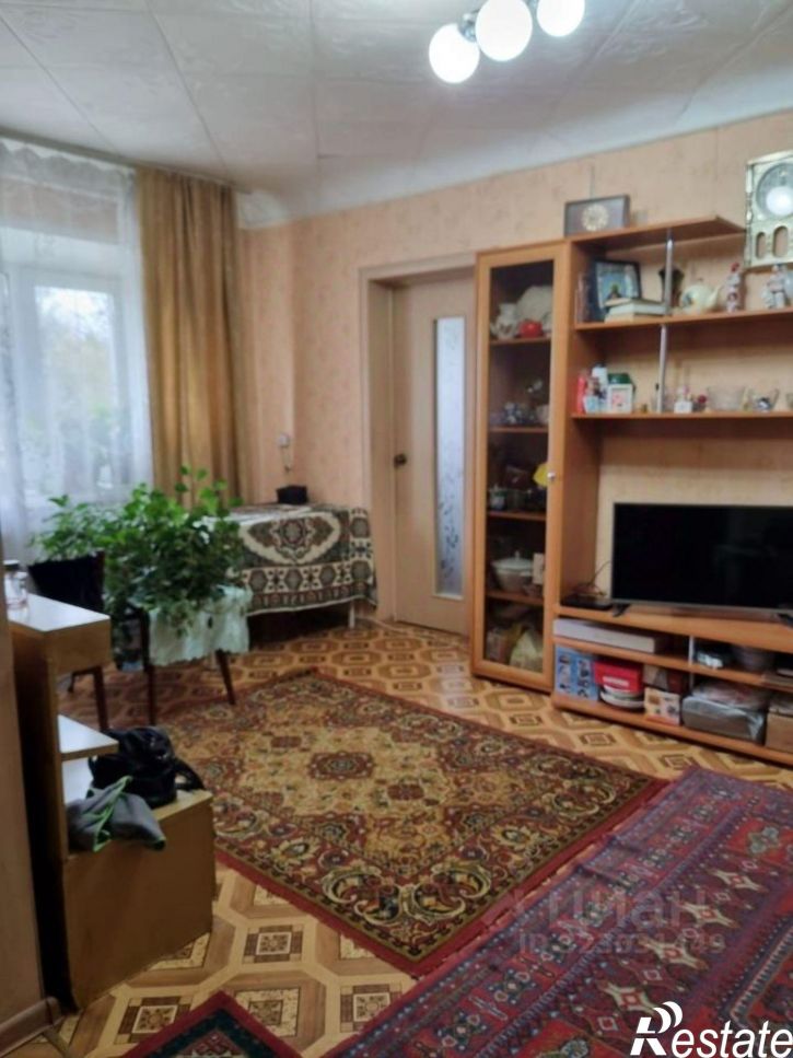 2-комн квартира улица Бурова, 80,  д. 80