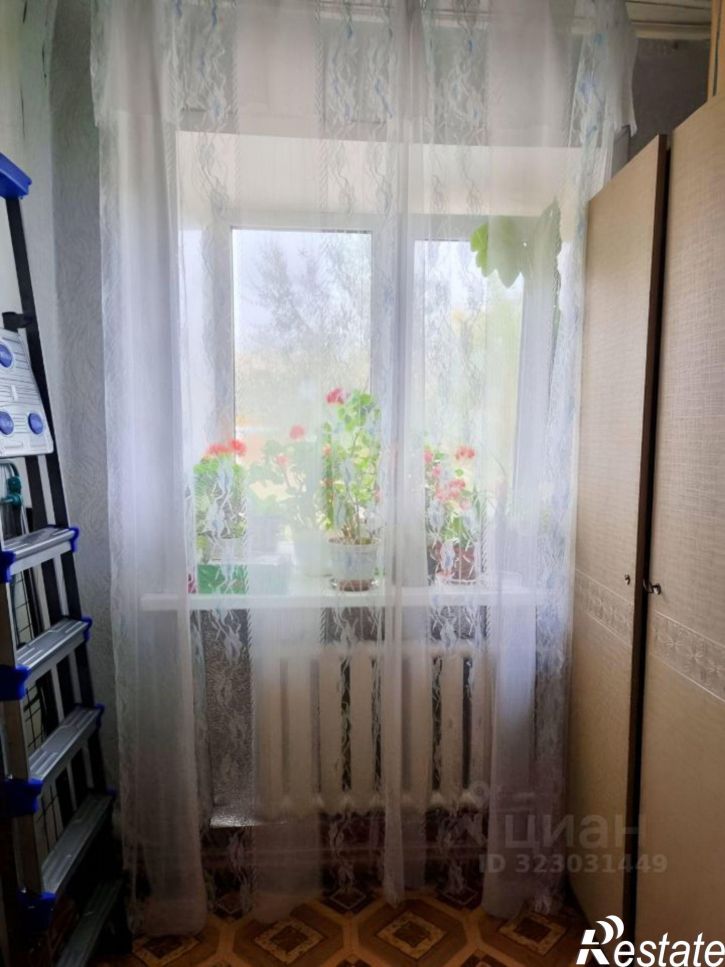 2-комн квартира улица Бурова, 80,  д. 80