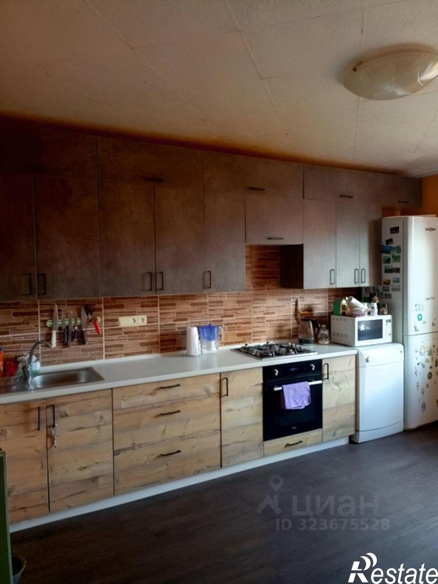 Купить дачу, дом, коттедж за 8 000 000 рублей на городской округ Барнаул