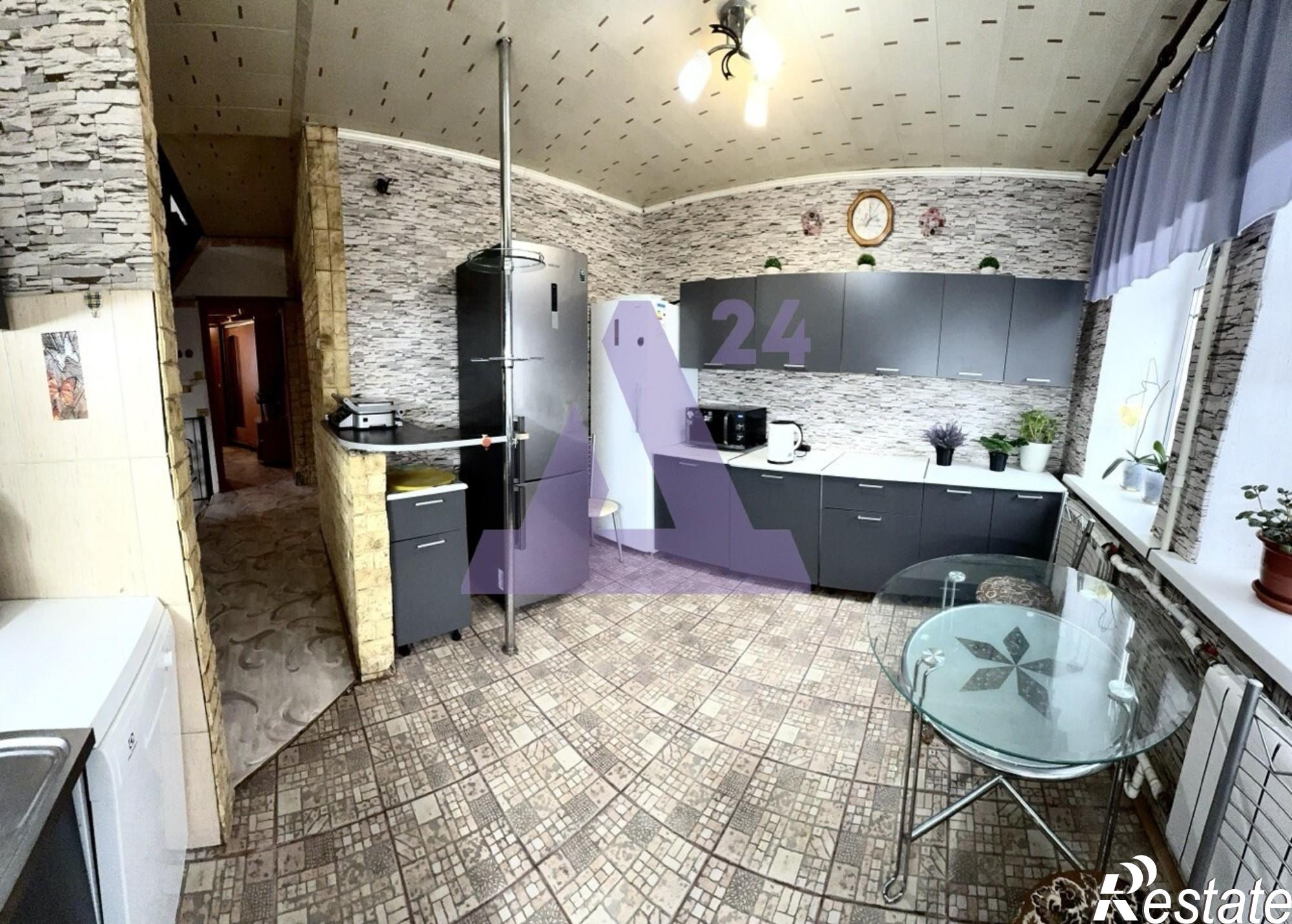 Купить дачу, дом, коттедж за 9 800 000 рублей на улица Ореховая 2-я, дом 10