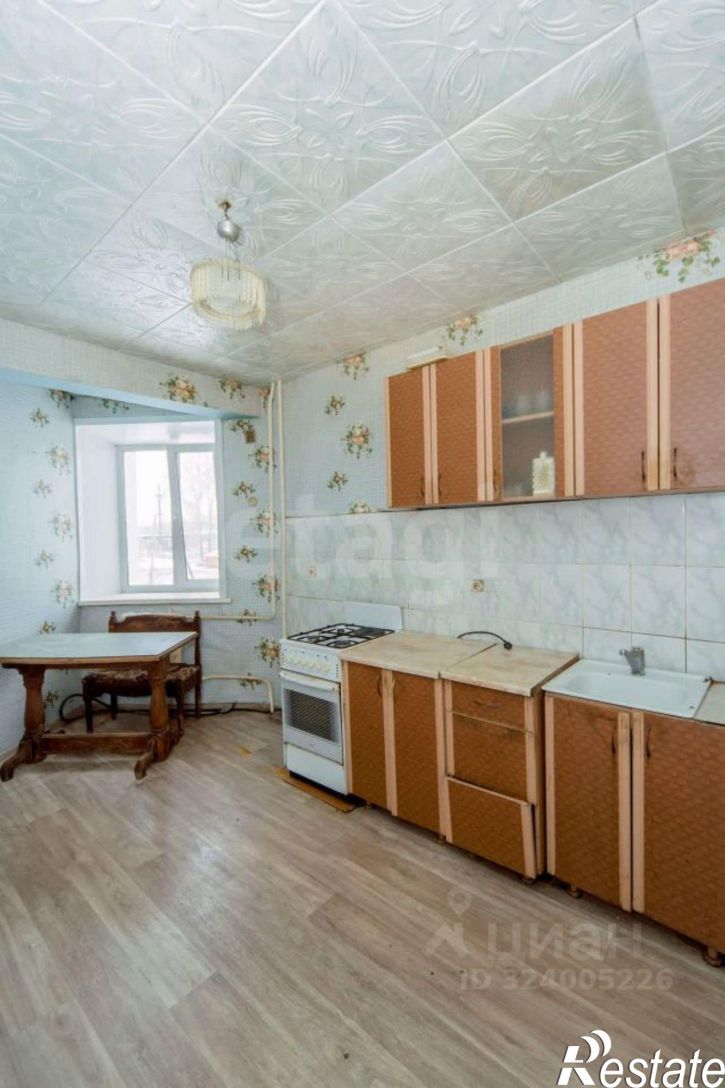 4-комн квартира ул Школьная, 24а,  д. 24а