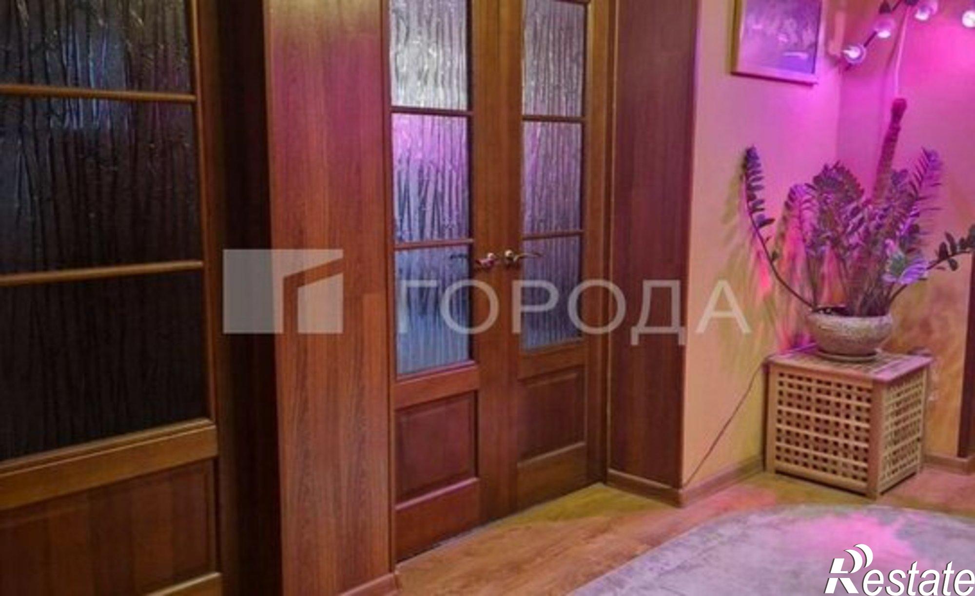 Купить квартиру за 8 300 000 рублей на ул 8 микрорайон, 17