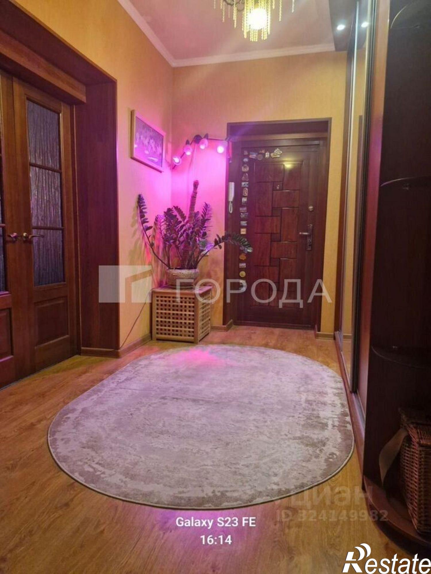 Купить квартиру за 8 300 000 рублей на ул 8 микрорайон, 17