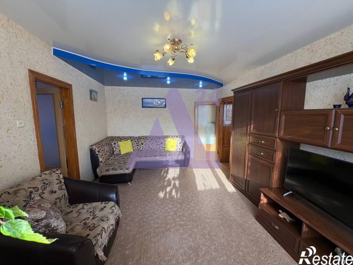 3-комн квартира улица Геологов, дом 88