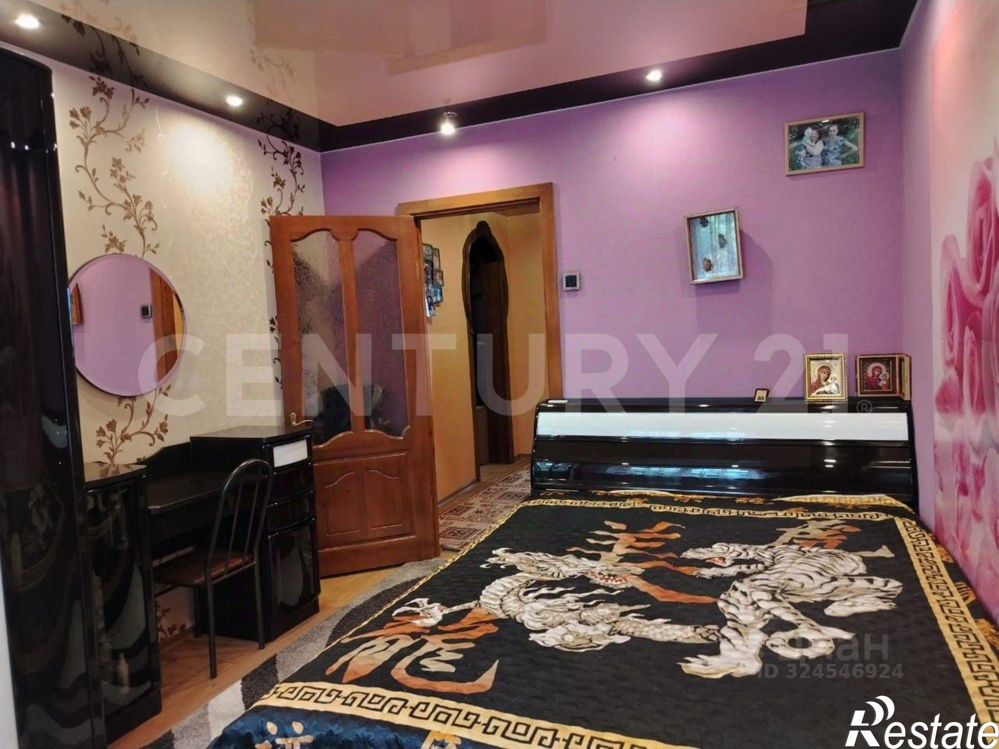 Купить квартиру за 6 300 000 рублей на ул 8 микрорайон, 11