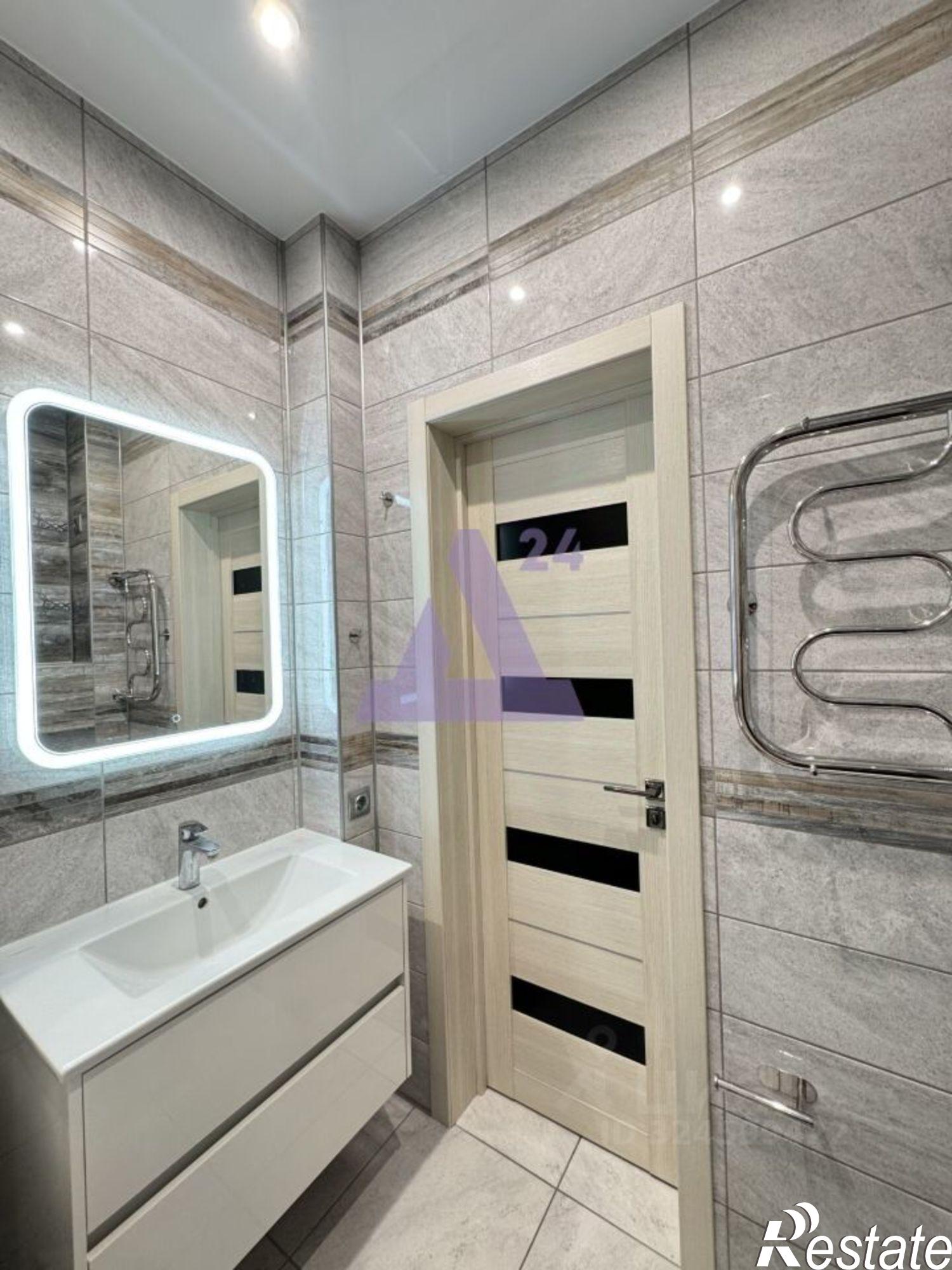 Купить квартиру за 4 850 000 рублей на Прудская улица, 13