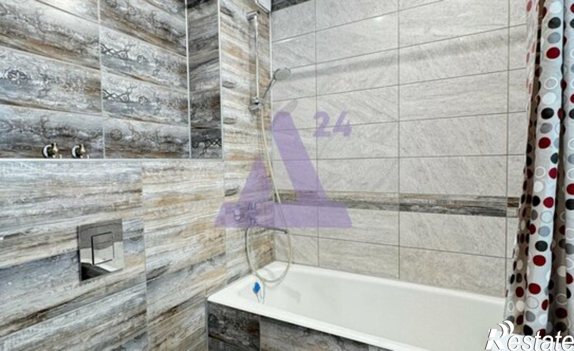 Купить квартиру за 4 850 000 рублей на Прудская улица, 13