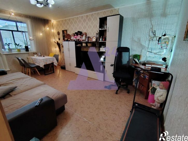 4-комн квартира квартал В, дом 15