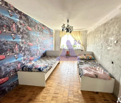 3-комн, 61кв м, этаж 1/5 микрорайон Комсомольский, дом 34