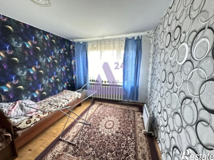 3-комн квартира микрорайон Комсомольский, дом 34