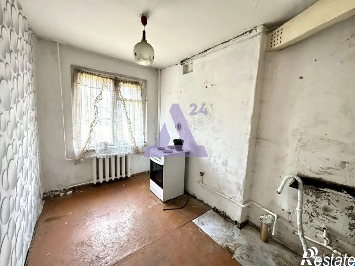 3-комн квартира микрорайон Комсомольский, дом 34