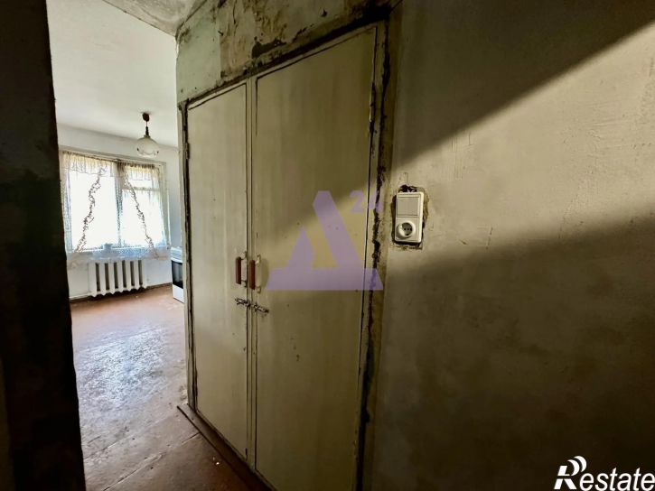 3-комн квартира микрорайон Комсомольский, дом 34