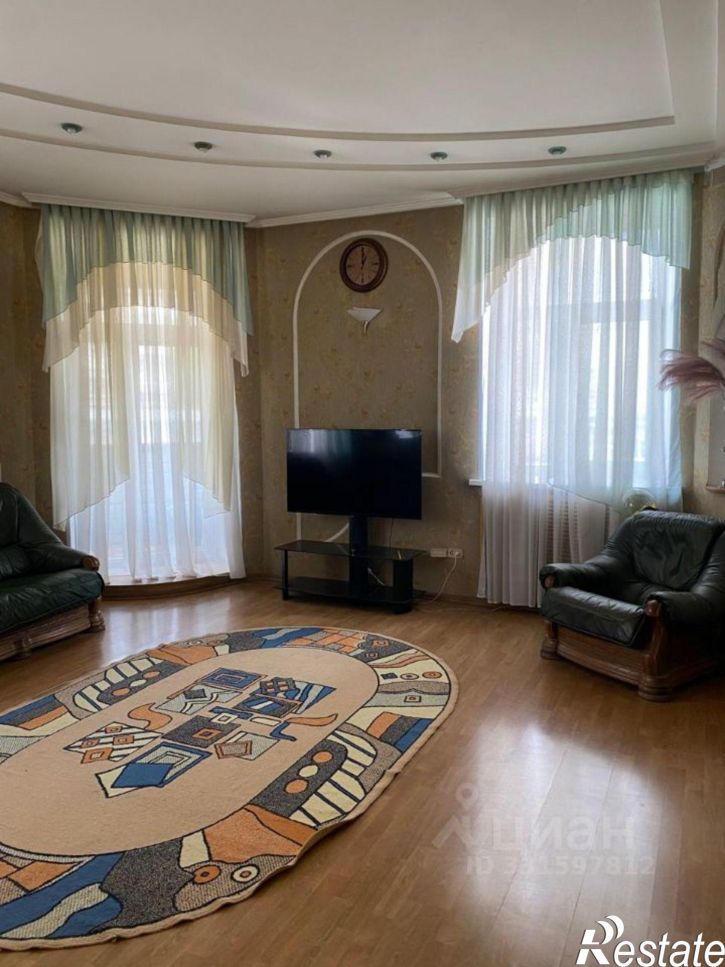 3-комн квартира Барнаул, проспект Ленина, 107