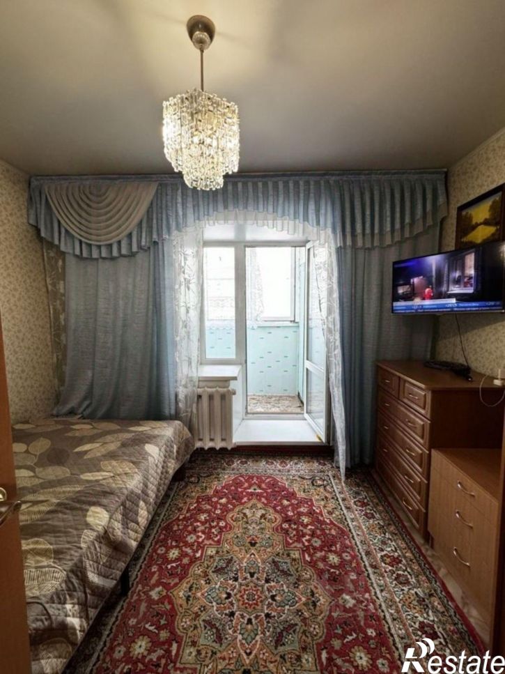 4-комн квартира Новоалтайск, 8-й микрорайон, 14