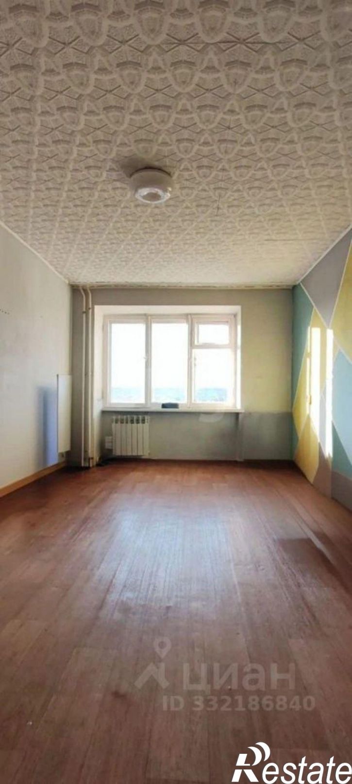 3-комн квартира Ударная улица, 27,  д. 27