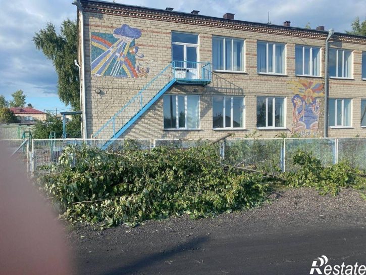 Отдельное здание Крутихинский район