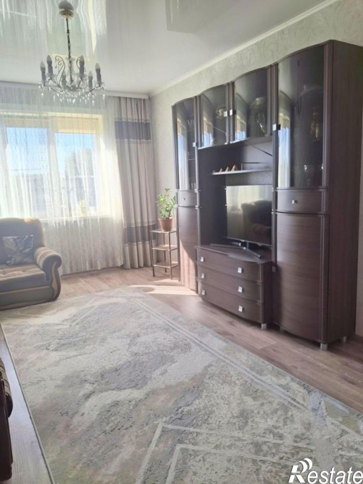 3-комн квартира улица Ильи Мухачева, 250,  д. 250