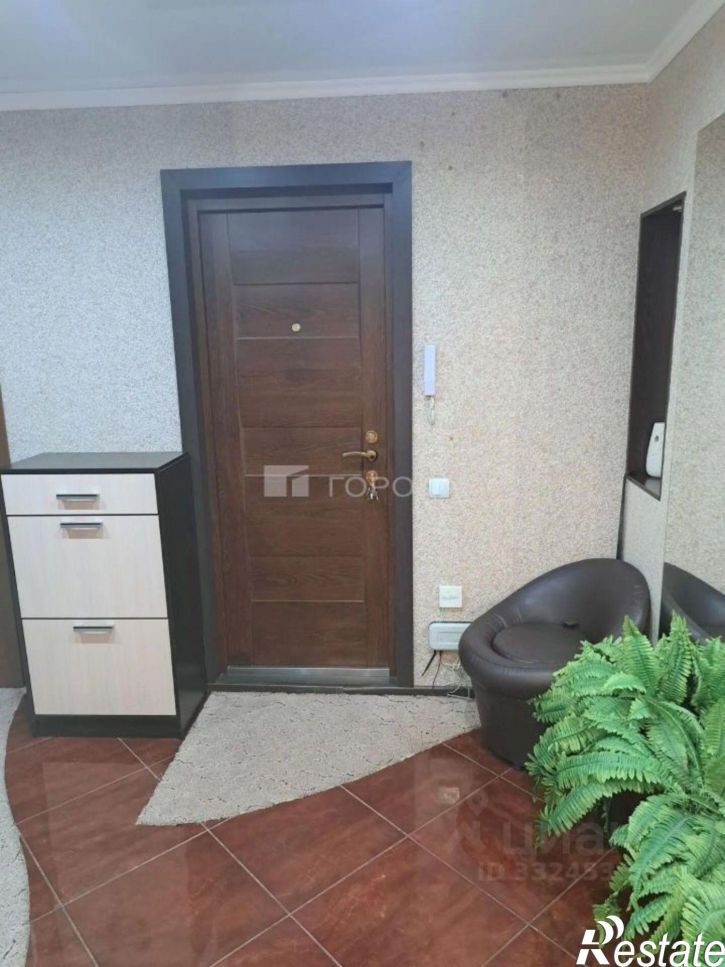 4-комн квартира В кв-л, 25,  д. 25