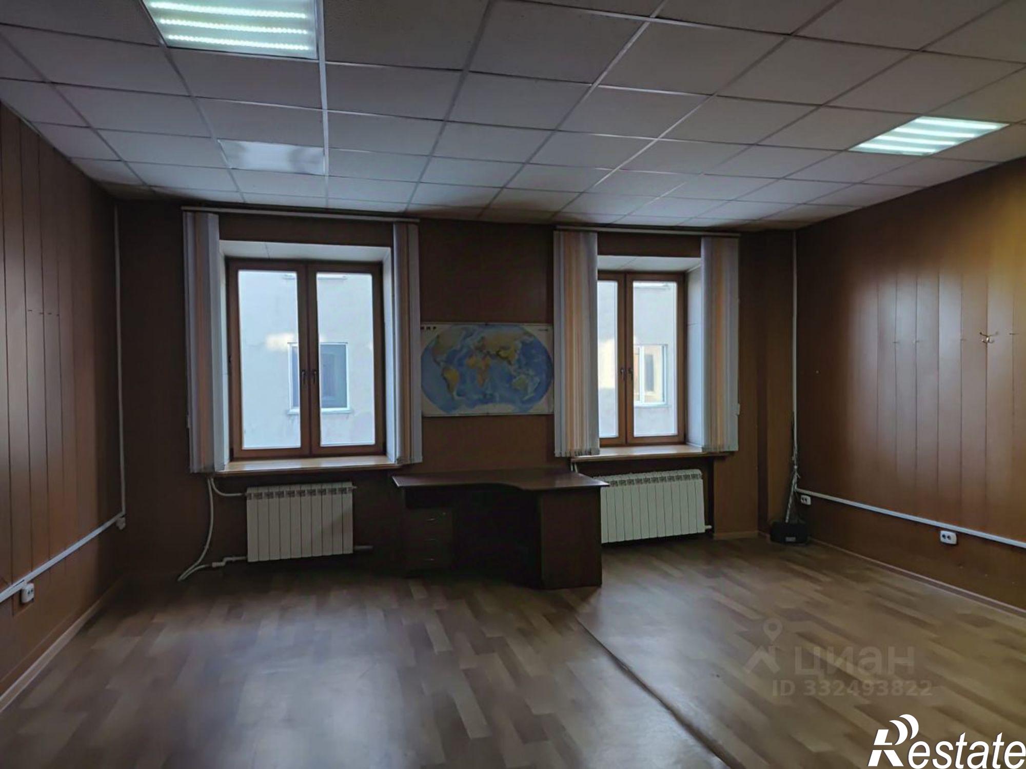Сдать офис, помещение под офис за 130 000 рублей на Социалистическая улица, 17/3