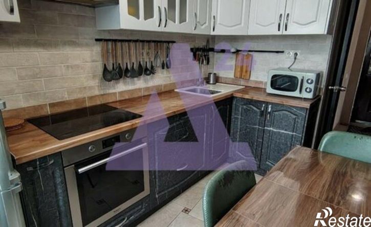 3-комн квартира Центральный мкр, 60,  д. 60