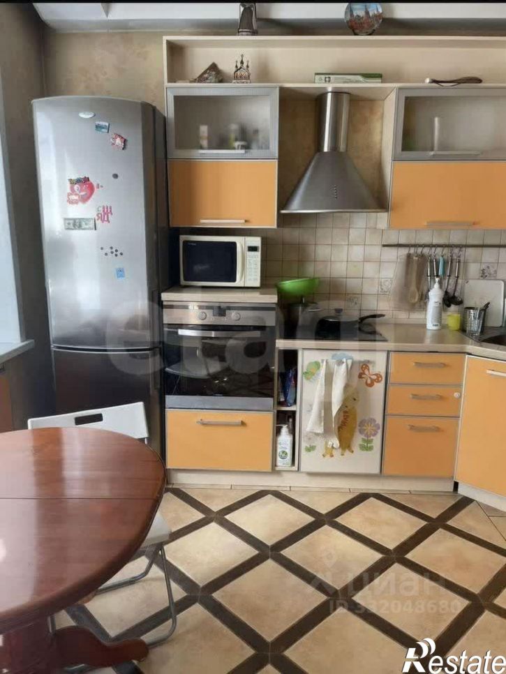 3-комн квартира Социалистическая улица, 100,  д. 100
