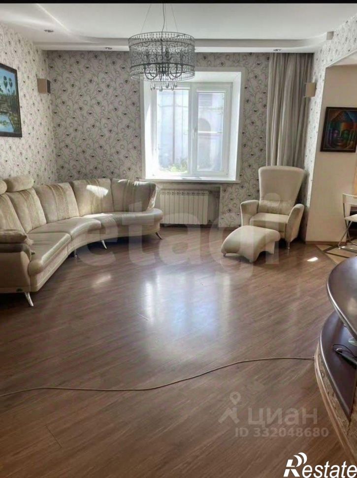 3-комн квартира Социалистическая улица, 100,  д. 100