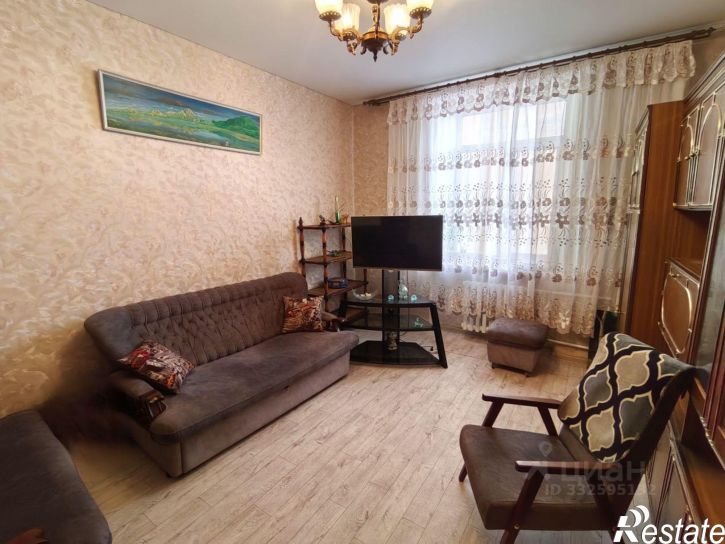 3-комн квартира ул Октябрьская, 102,  д. 102