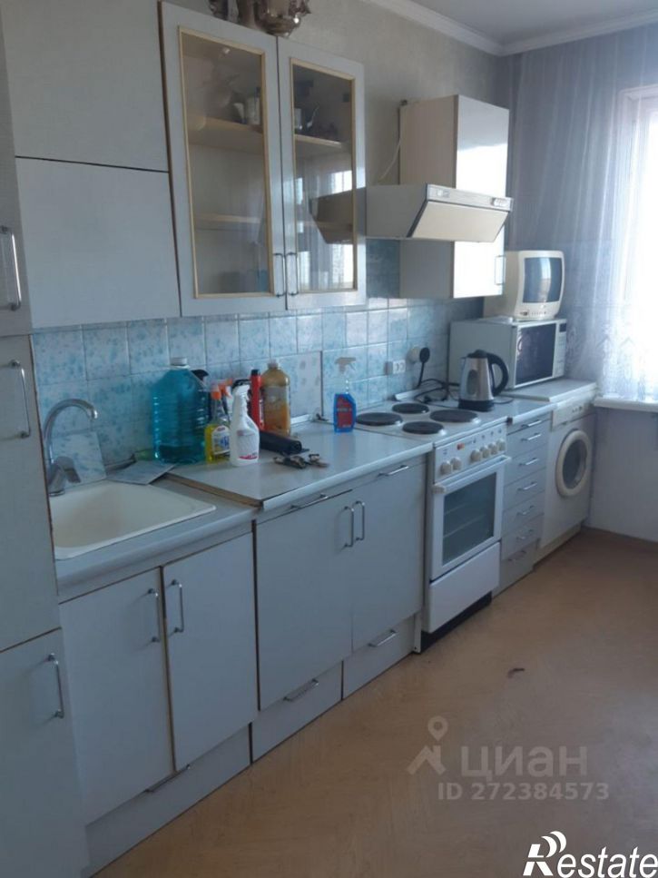 3-комн квартира улица Георгия Прибыткова, 2/2,  д. 2/2