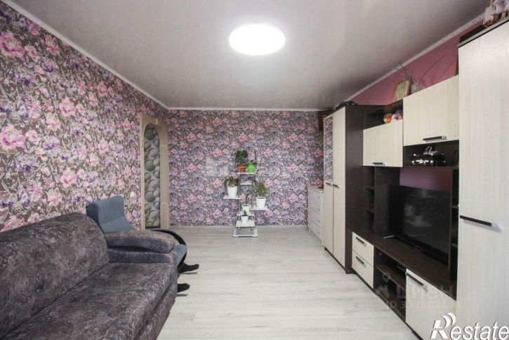 2-комн квартира ул 8 микрорайон, 22,  д. 22
