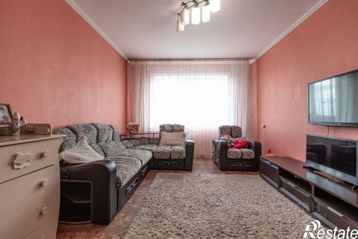 2-комн квартира Ударная улица, 83/1,  д. 83/1