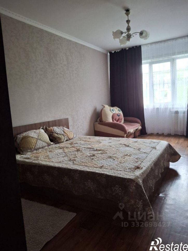 2-комн квартира Бийск, улица Виктора Петрова, 2