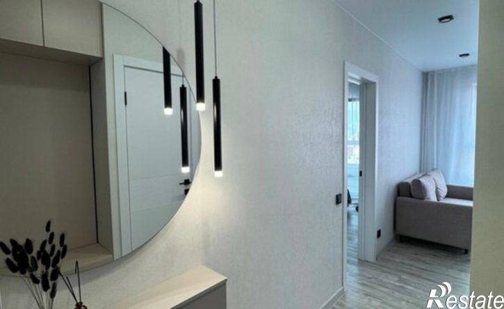 2-комн квартира Барнаул, улица Солнечная Поляна, 94к2