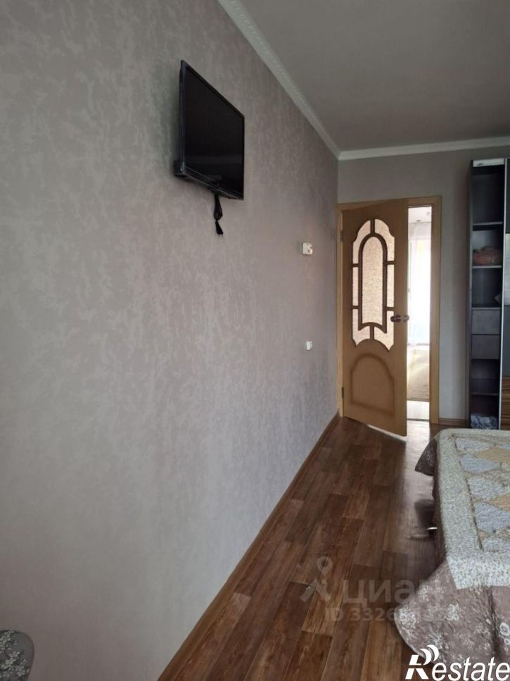2-комн квартира Бийск, улица Виктора Петрова, 2