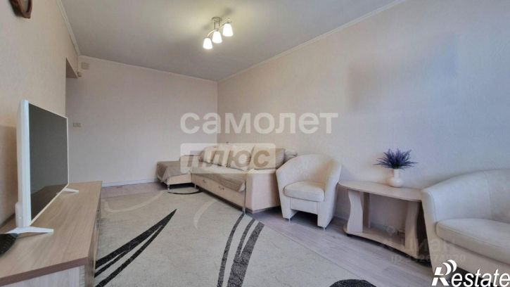 2-комн квартира Ударная улица, 27,  д. 27