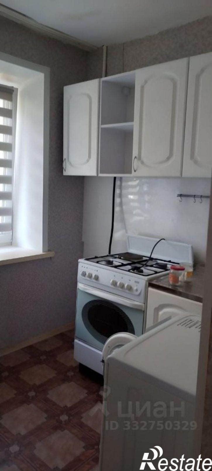 2-комн квартира Б кв-л, 37,  д. 37