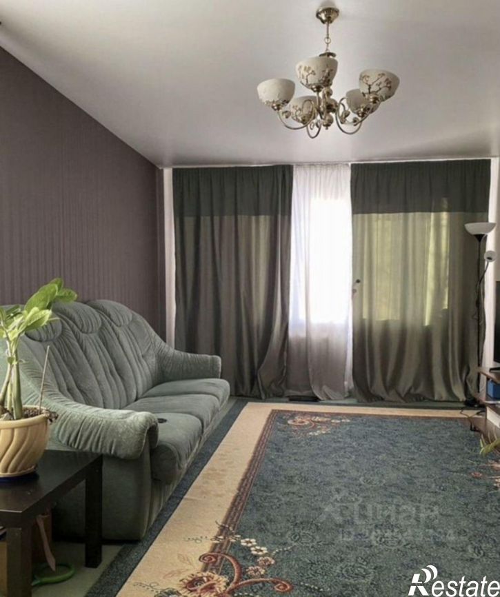 3-комн квартира мкр 2-й, 8,  д. 8