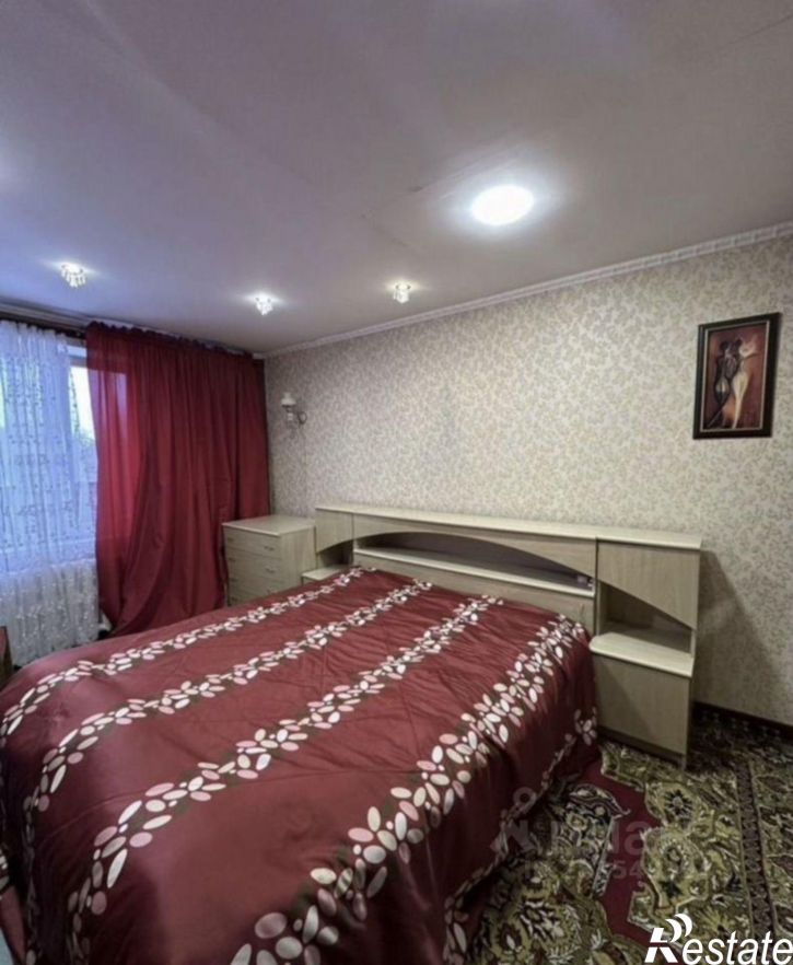3-комн квартира мкр 2-й, 8,  д. 8
