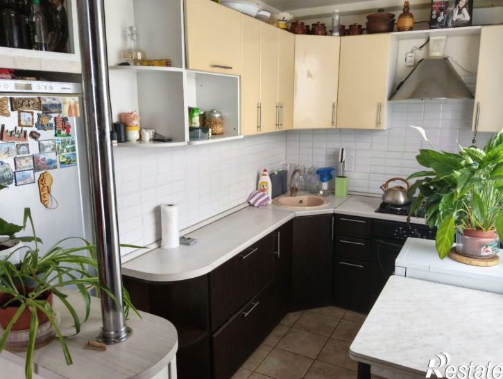 4-комн квартира Барнаул, улица Антона Петрова
